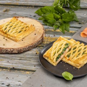 Folhado de Salmão com Espinafres